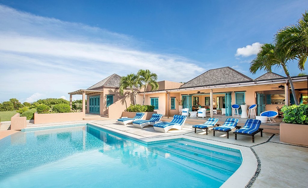 Villa AZ06 – Antigua – 3 bedrooms