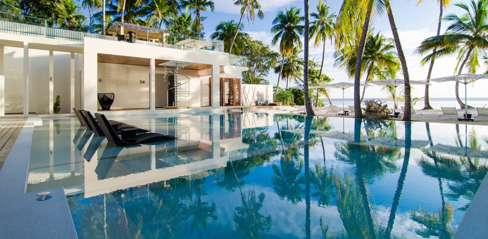 Amilla Maldives Luxury Residences – 6-Bedroom outdoor (2)