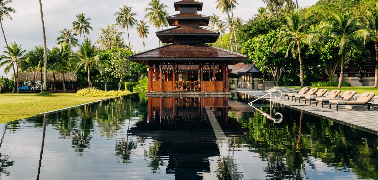ANI Thailand. – Resort – Dining Pavilion and Pool