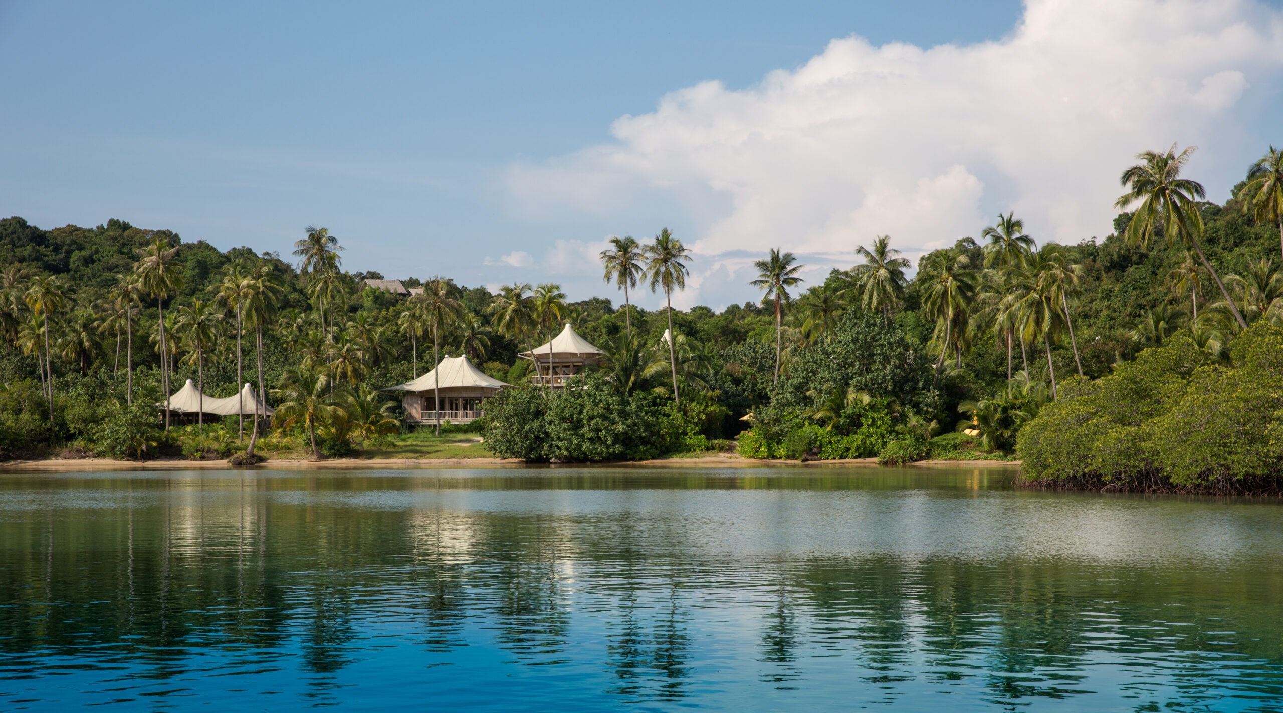 Soneva Kiri – 2 Bedroom Junior Beach Pool Retreat from the Sea