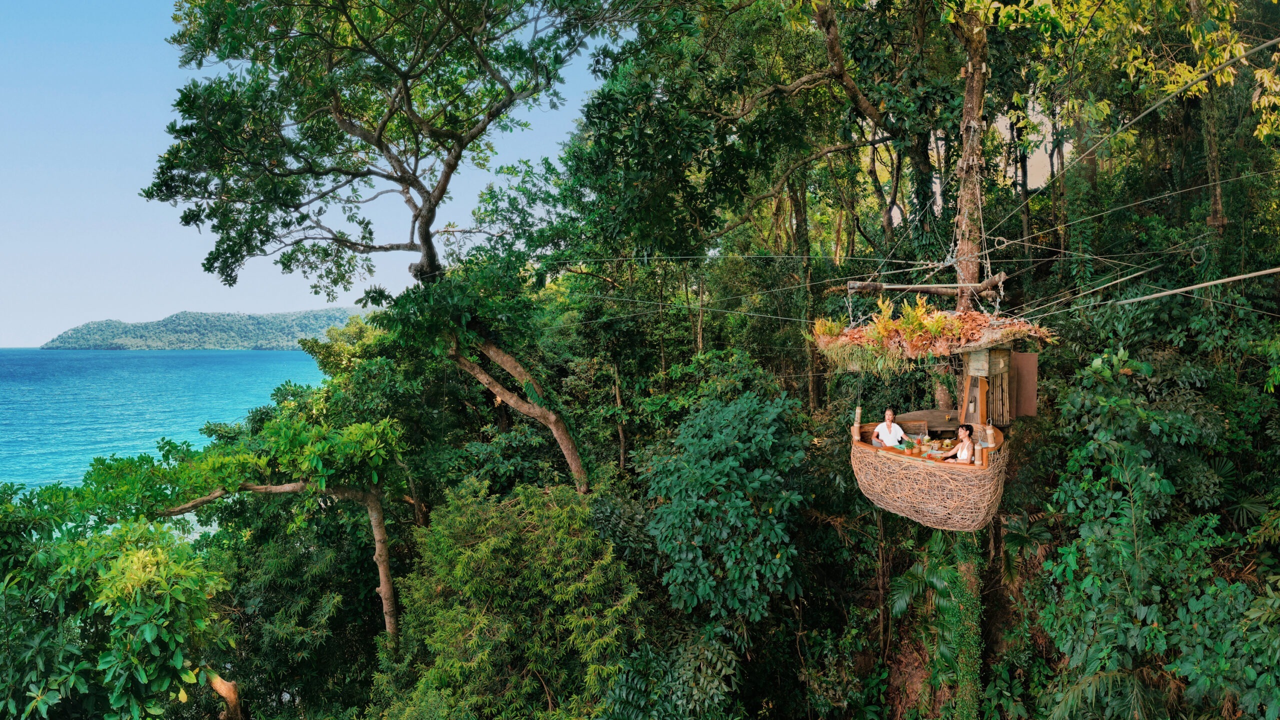 Soneva Kiri – Treepod Dining